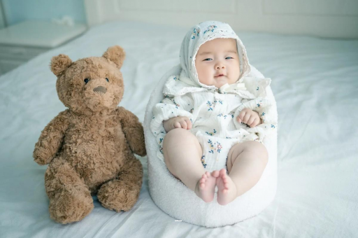 安徽宝宝挠耳朵是怎么回事 安徽宝宝挠耳朵是怎么回事